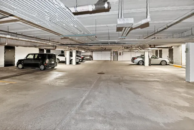 $218,800 | 1818 East Shorewood Boulevard, Unit 310, Shorewood, WI 53211