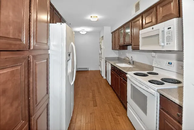 $218,800 | 1818 East Shorewood Boulevard, Unit 310, Shorewood, WI 53211