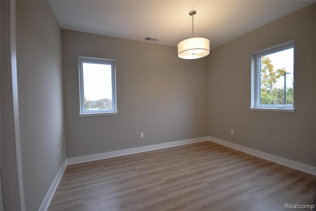 1401 South Rochester Road, Unit 203 Rochester, MI 48307 - Photo 14 of 17