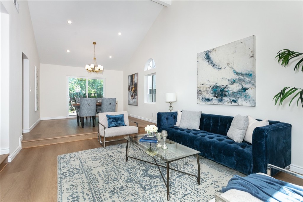 20107 Baltar Street Winnetka, CA 91306 - Photo 5 of 26