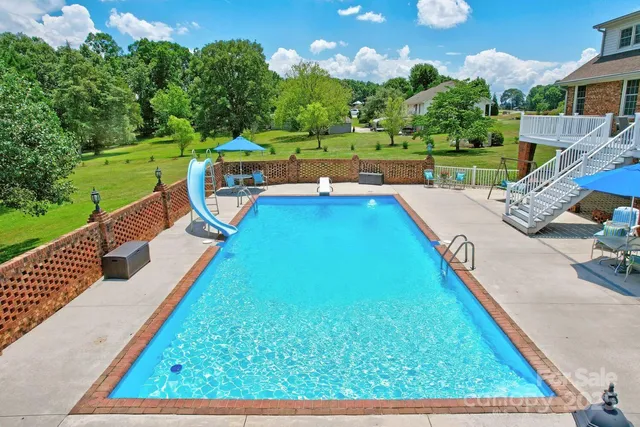 $775,000 | 4723 Old Mountain Road, Stony Point, NC 28678