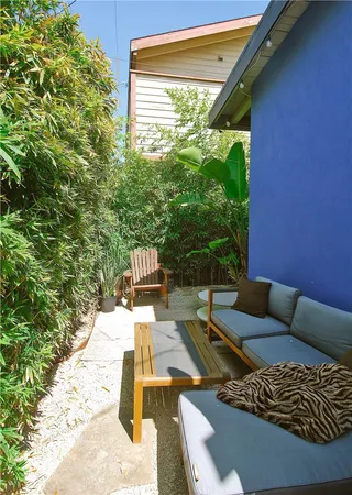 $3,150 | 545 1st Street, Unit B, Manhattan Beach, CA 90266
