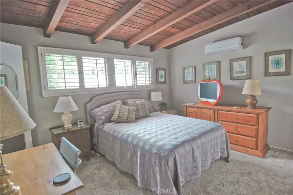 $3,150 | 545 1st Street, Unit B, Manhattan Beach, CA 90266