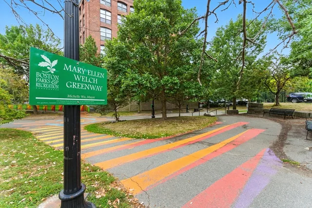 $2,900 | 64 Gove Street, Unit 1, Boston, MA 02128