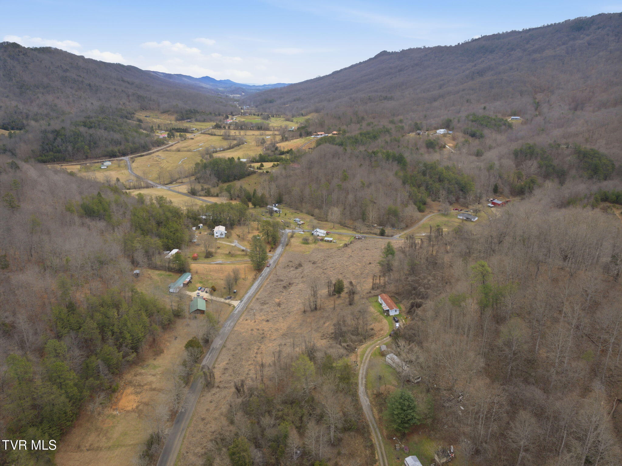 4157 Van Hill Road Rogersville, TN 37857 - Photo 31 of 31 3-web-or-mls-014_JH 20260221-034