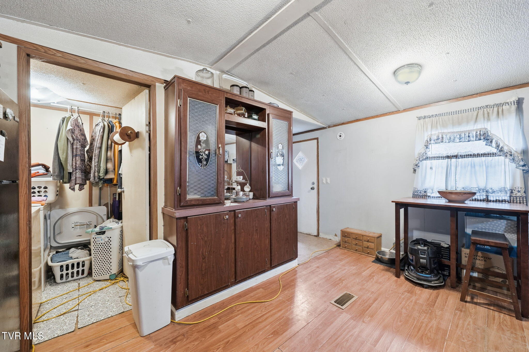 4157 Van Hill Road Rogersville, TN 37857 - Photo 7 of 31 15-web-or-mls-024_JH 20260221-076