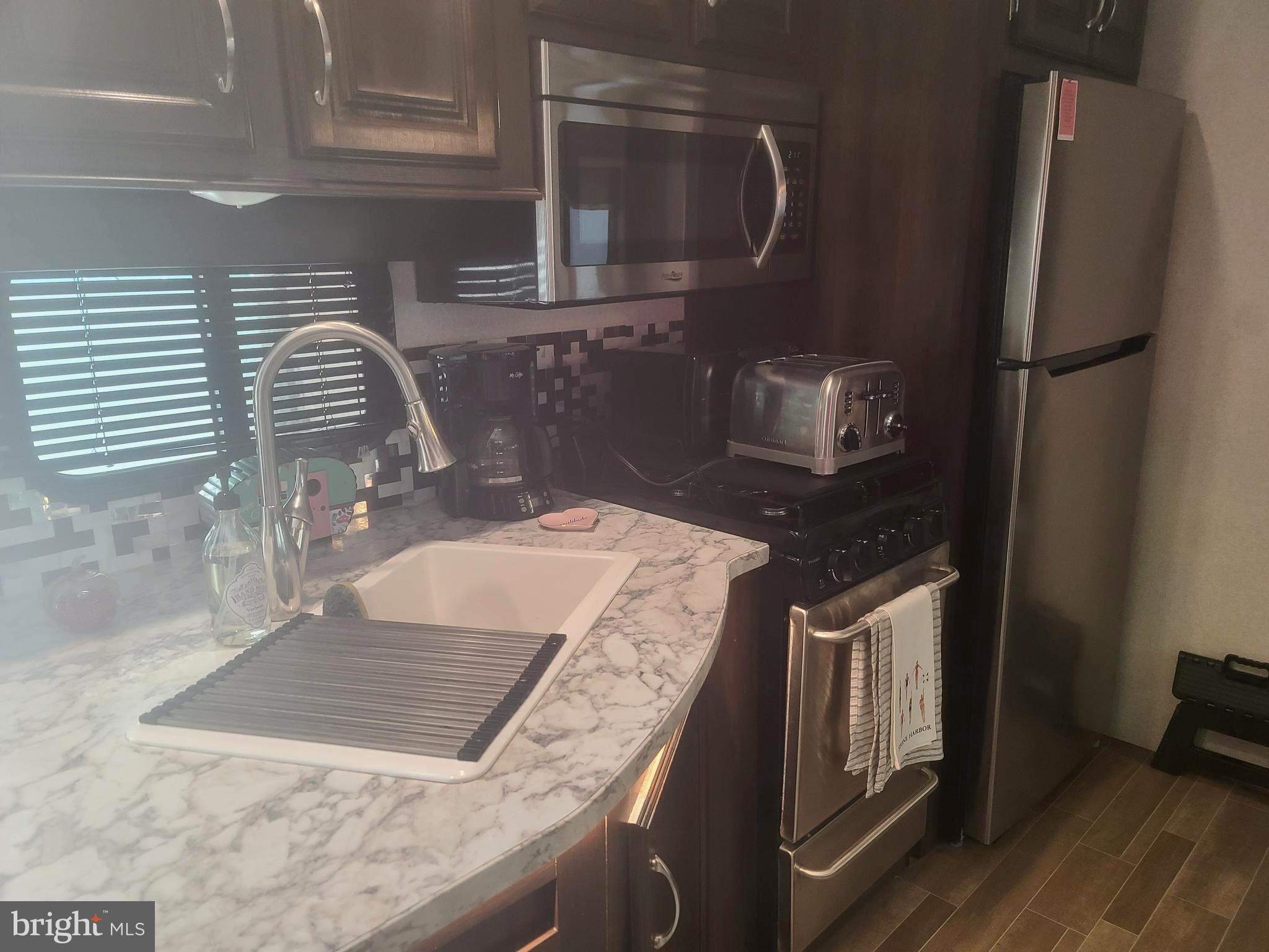 515 Corsons Tavern Road, Unit F57 Ocean View, NJ 08230 - Photo 4 of 30 Gallery Image 4