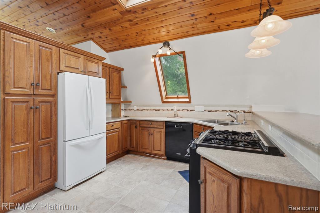 4328 North Gale Road Davison, MI 48423 - Photo 9 of 53