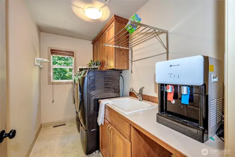 $1,950,000 | 9650 222nd Court Northeast, Redmond, WA 98053