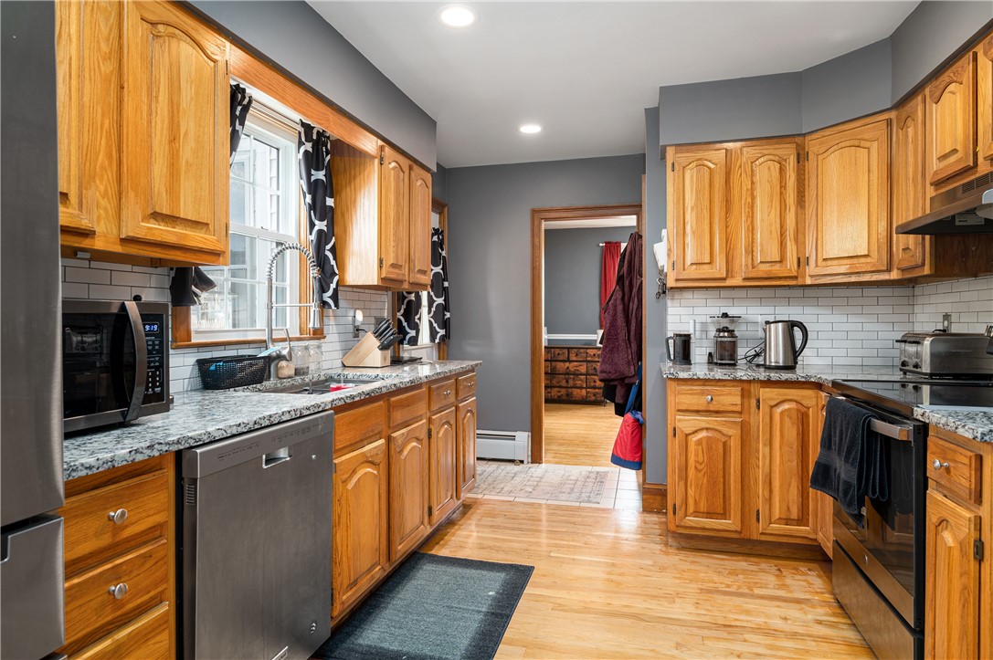 2 Thorpe Street Smithfield, RI 02828 - Photo 17 of 35 Gallery Image 17