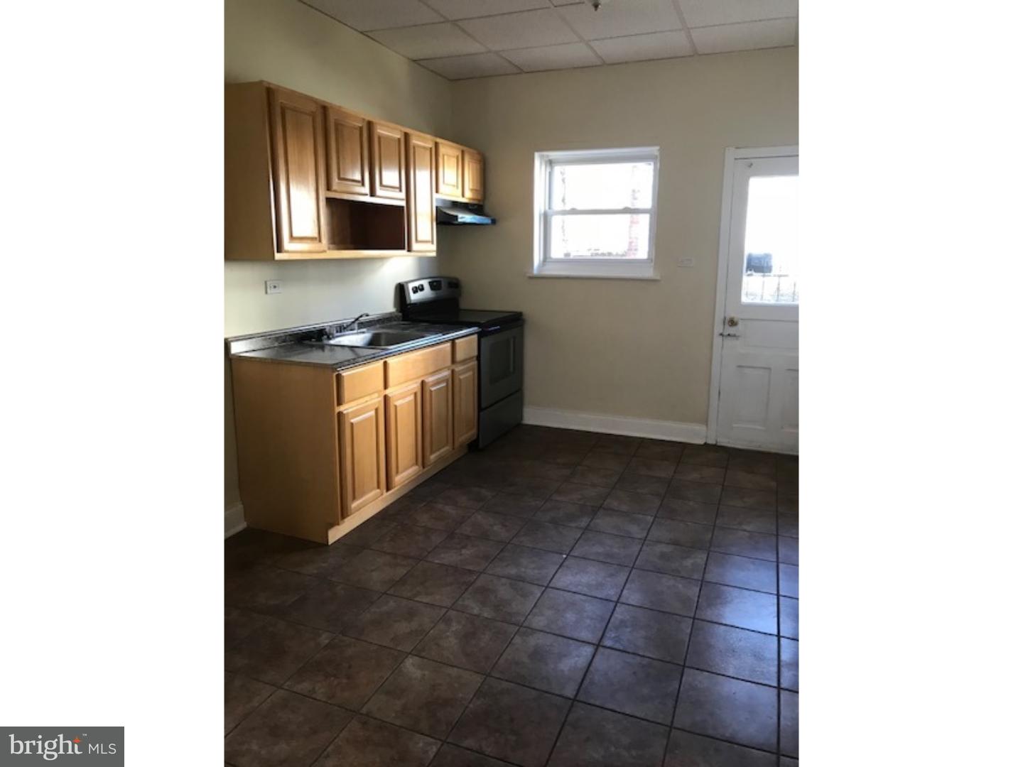 2844 North Mascher Street Philadelphia, PA 19133 - Photo 3 of 6 Gallery Image 3