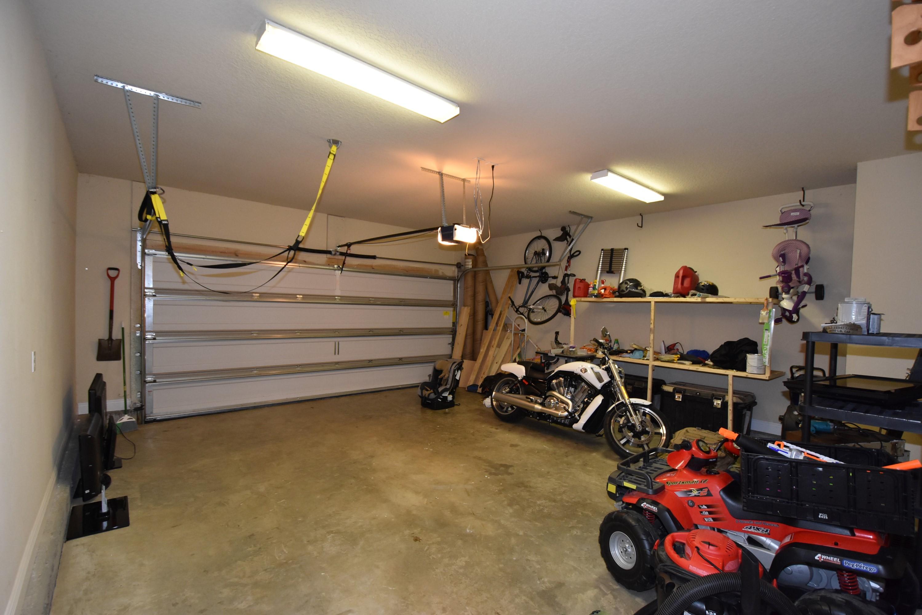 640 Red Fern Road Crestview, FL 32536 - Photo 41 of 50 a view of a room with gym equipment