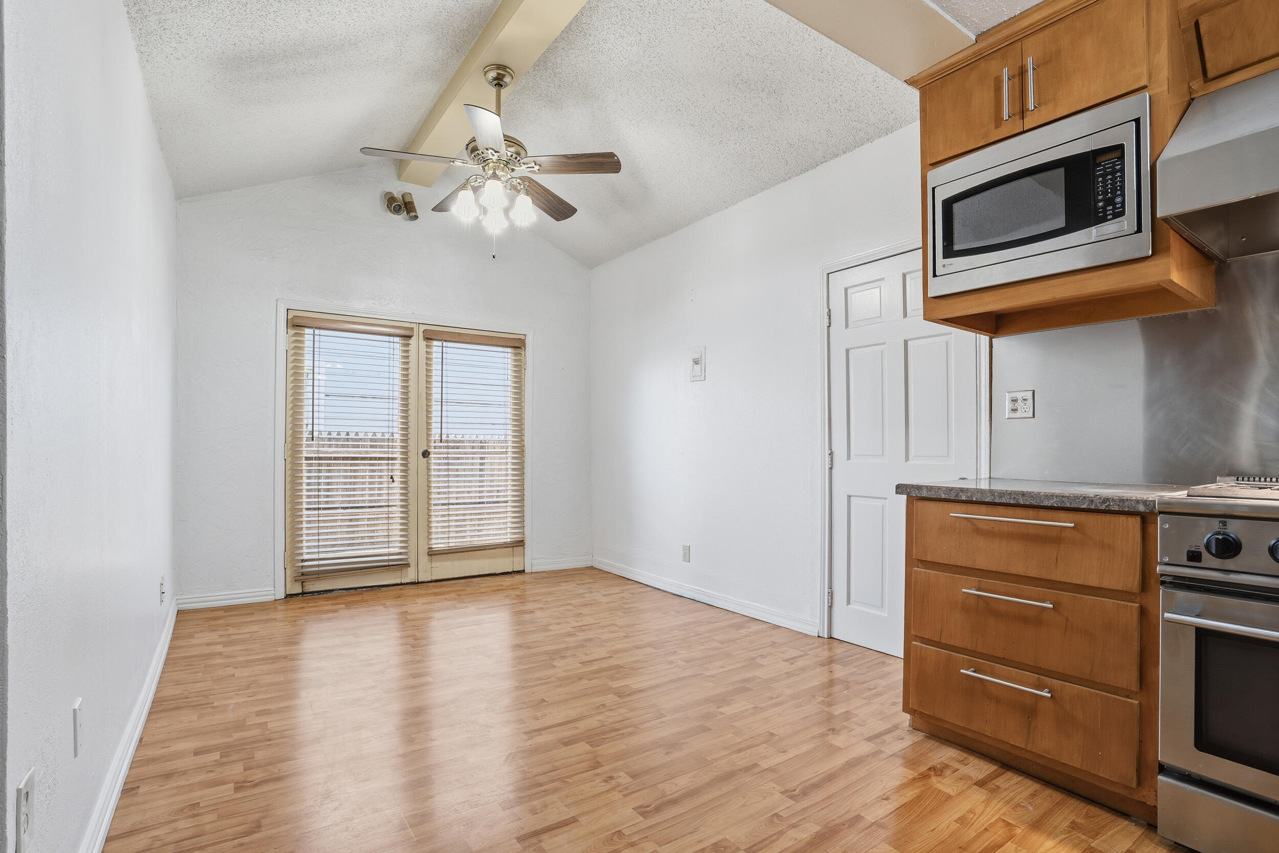 1020 South 14th Street Slaton, TX 79364 - Photo 11 of 20 15_dsc05583