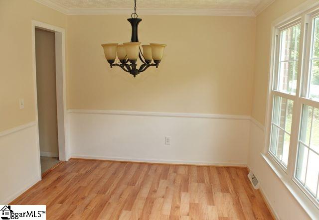 113 Cobblestone Road Greenville, SC 29615 - Photo 8 of 34 Gallery Image 8