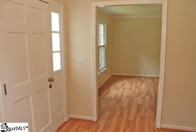 113 Cobblestone Road Greenville, SC 29615 - Photo 9 of 34 Gallery Image 9