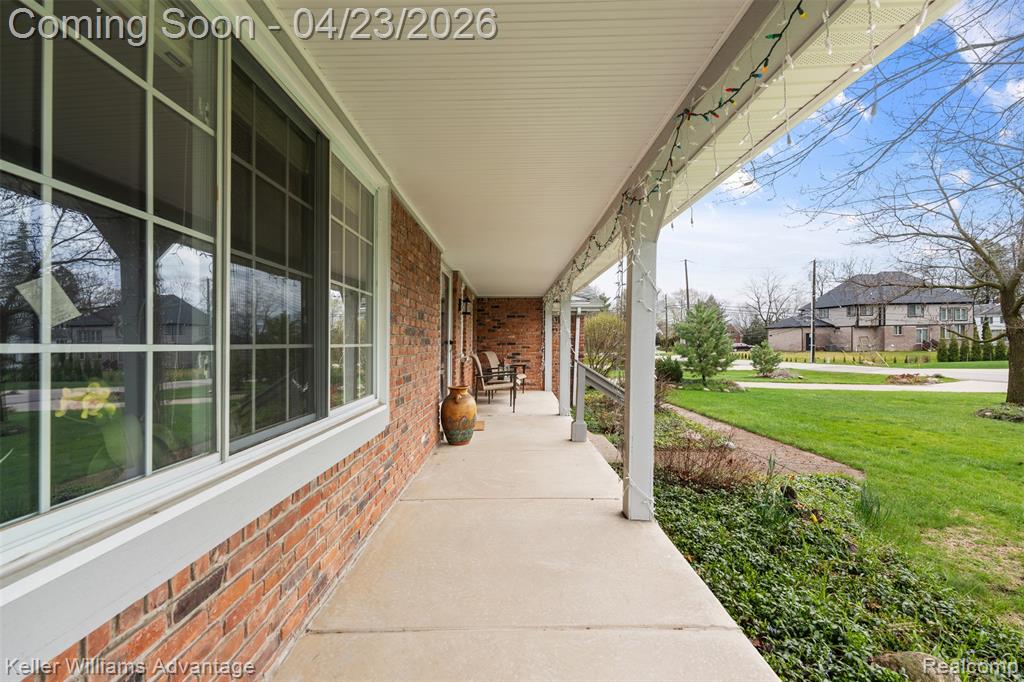 348 Willow Tree Lane Rochester, MI 48306 - Photo 42 of 56
