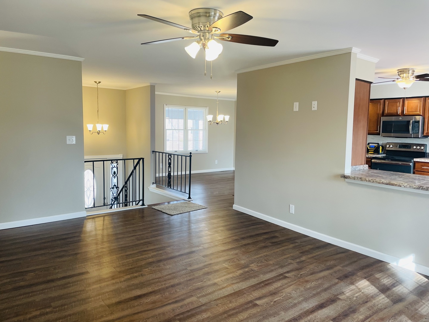 3307 West Lakeview Road Marion, IL 62959 - Photo 3 of 33 Gallery Image 3