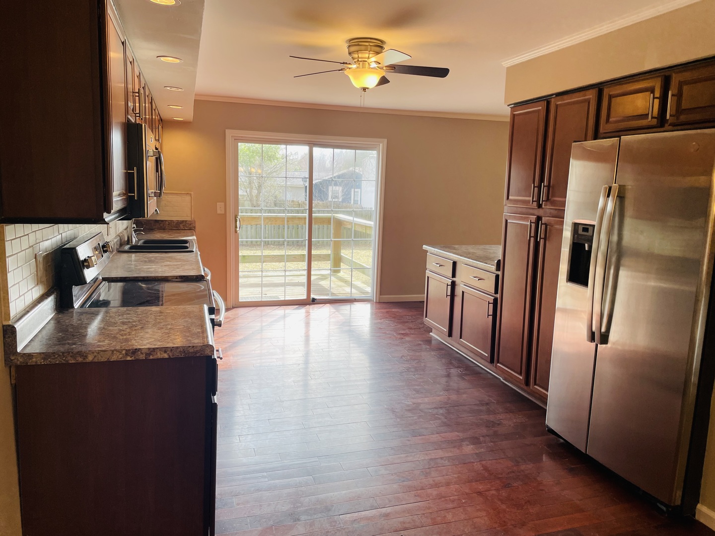3307 West Lakeview Road Marion, IL 62959 - Photo 6 of 33 Gallery Image 6