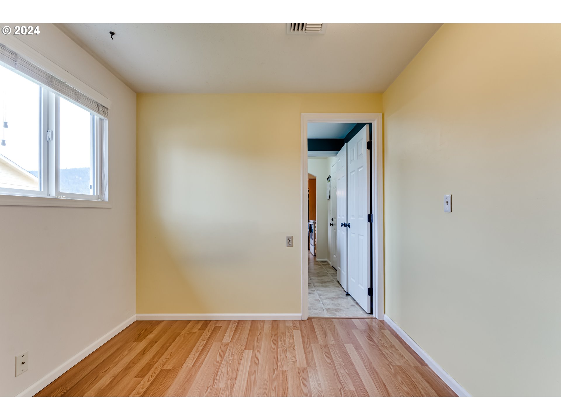 581 Laksonen Loop Springfield, OR 97478 - Photo 16 of 35 Den/Office