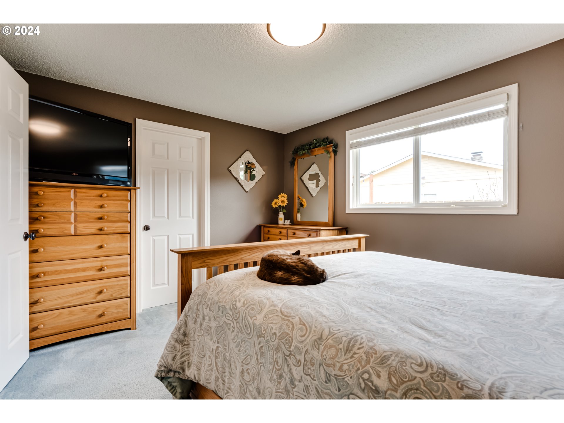 581 Laksonen Loop Springfield, OR 97478 - Photo 22 of 35 Bedroom, Primary