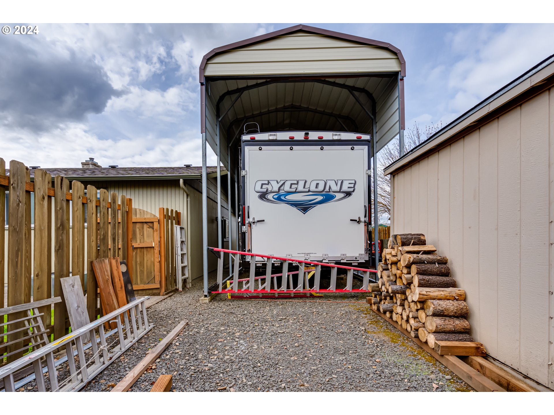 581 Laksonen Loop Springfield, OR 97478 - Photo 33 of 35 Gallery Image 33