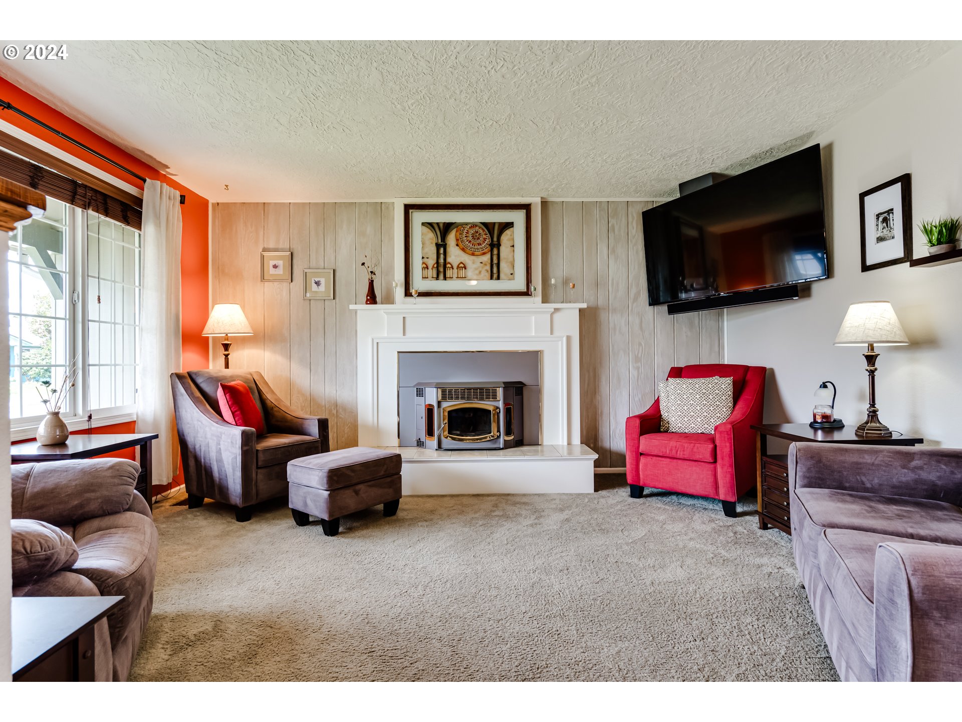 581 Laksonen Loop Springfield, OR 97478 - Photo 4 of 35 Gallery Image 4