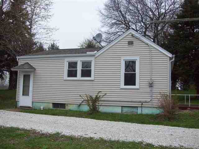 919 North Quarry Road Trivoli, IL 61569 - Photo 4 of 9