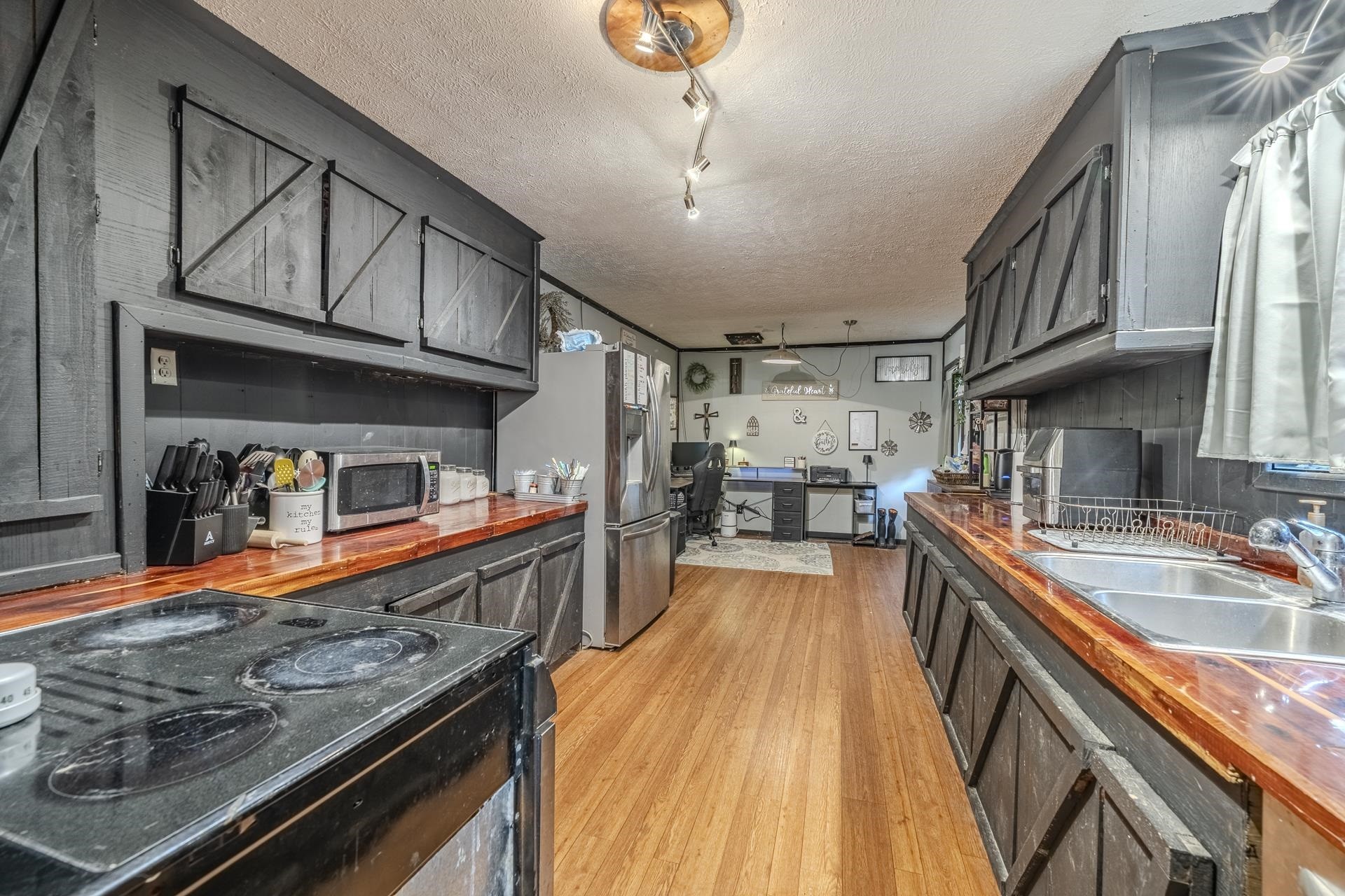 930 Old Union Road Adamsville, TN 38310 - Photo 2 of 40