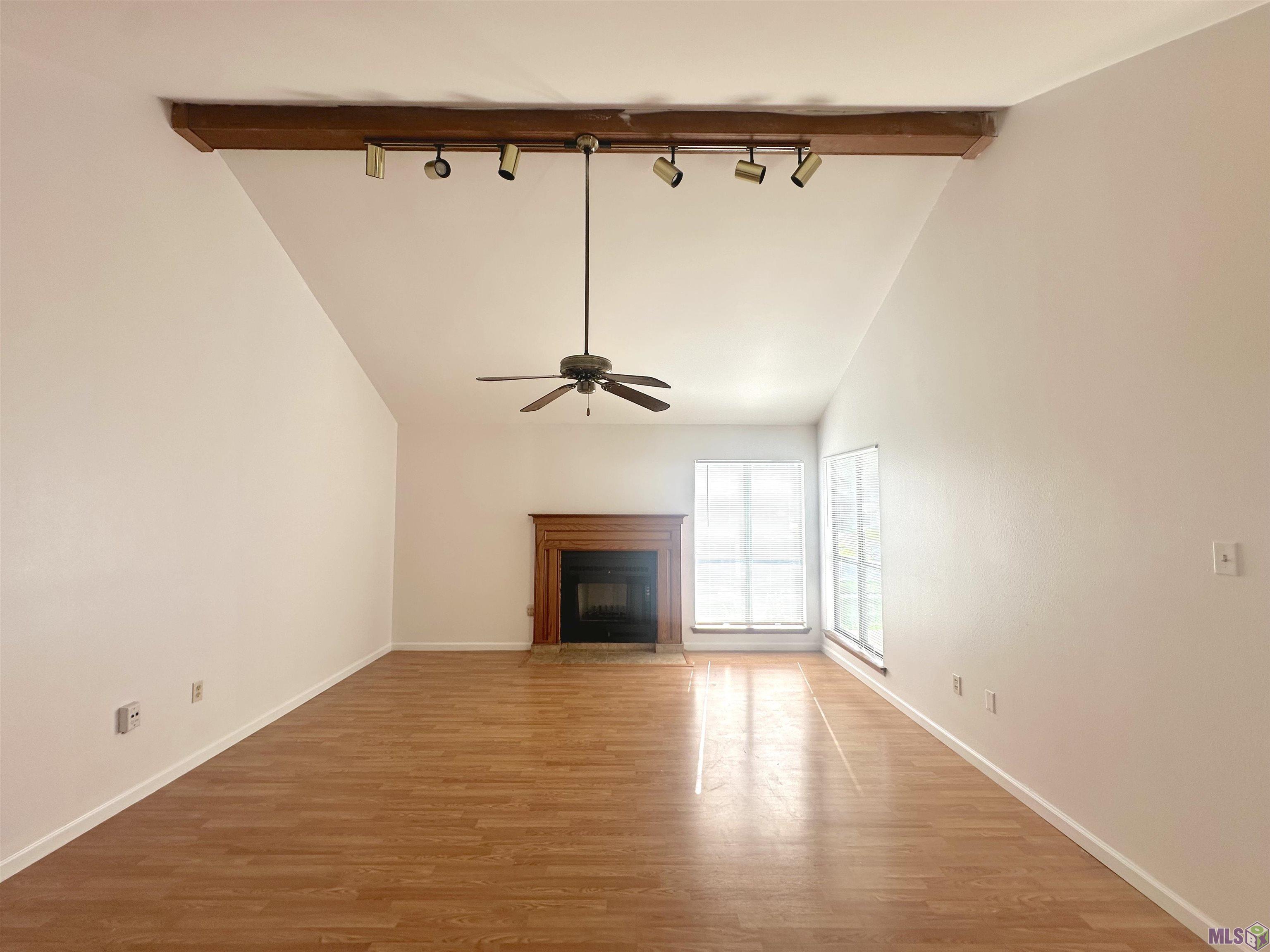 9786 Kinglet Drive Baton Rouge, LA 70809 - Photo 3 of 16