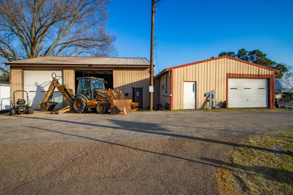 $279,500 | 127 Harvey Newman Road, Gates, TN 38037