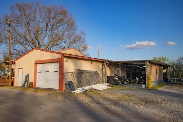 $279,500 | 127 Harvey Newman Road, Gates, TN 38037