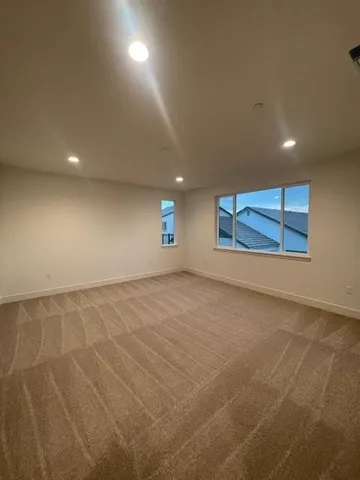 $863,143 | 617 Silver Canoe Court, Roseville, CA 95747