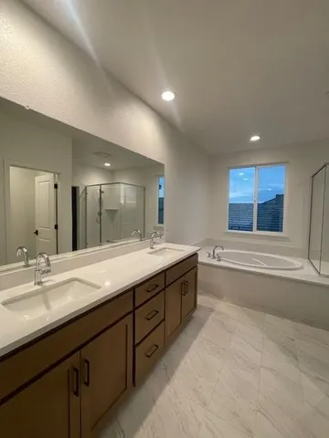 $863,143 | 617 Silver Canoe Court, Roseville, CA 95747