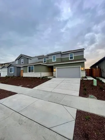 $863,143 | 617 Silver Canoe Court, Roseville, CA 95747