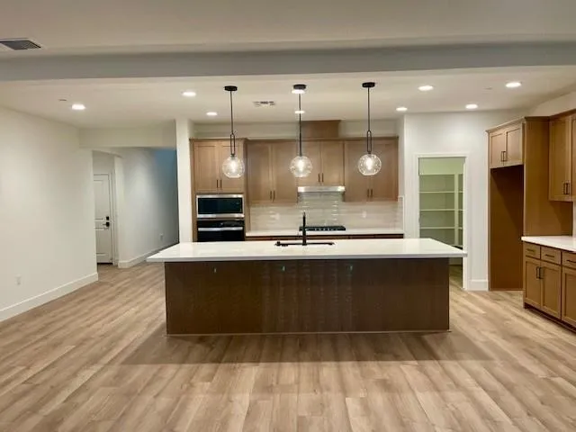 $863,143 | 617 Silver Canoe Court, Roseville, CA 95747