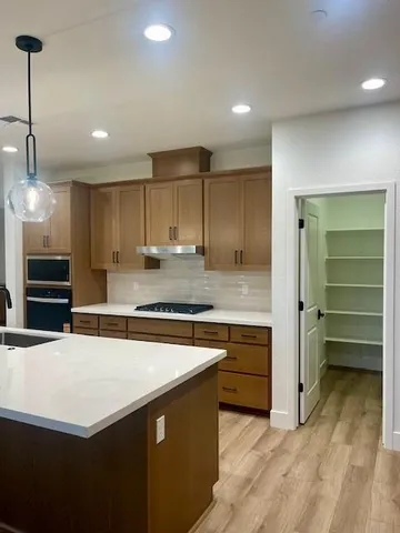 $863,143 | 617 Silver Canoe Court, Roseville, CA 95747