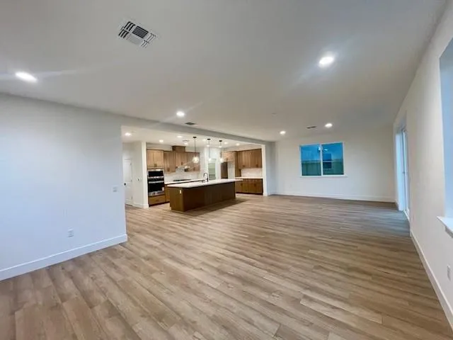 $863,143 | 617 Silver Canoe Court, Roseville, CA 95747