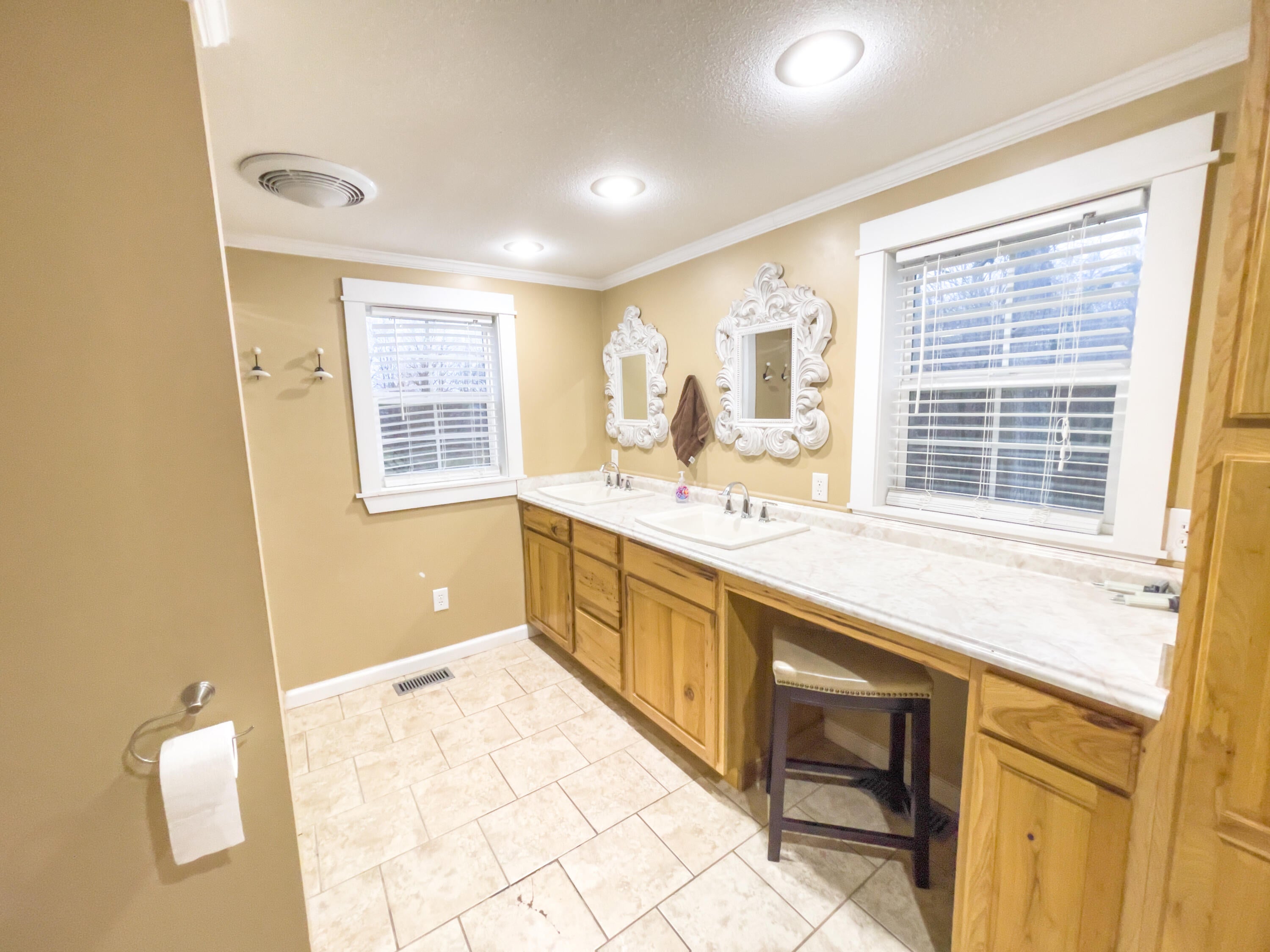 1457 Vago Road Maxwelton, WV 24957 - Photo 10 of 35 Gallery Image 10