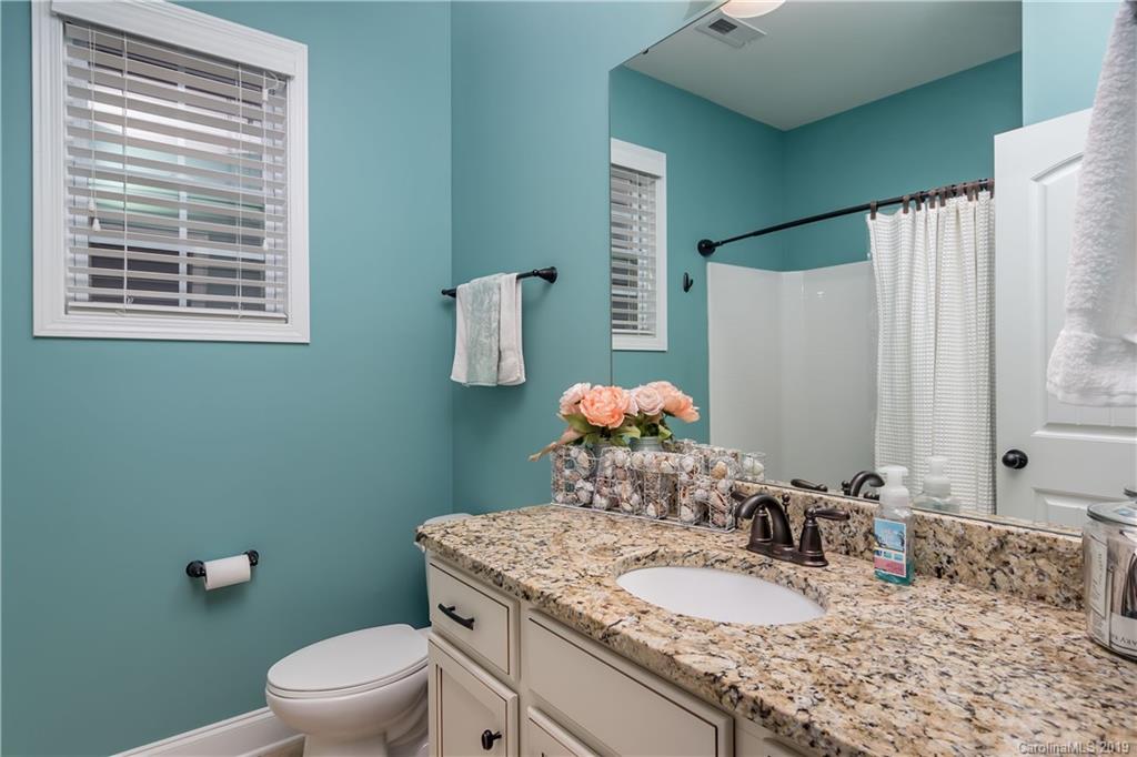 9043 Inverness Bay Road Charlotte, NC 28278 - Photo 15 of 29 Gallery Image 15