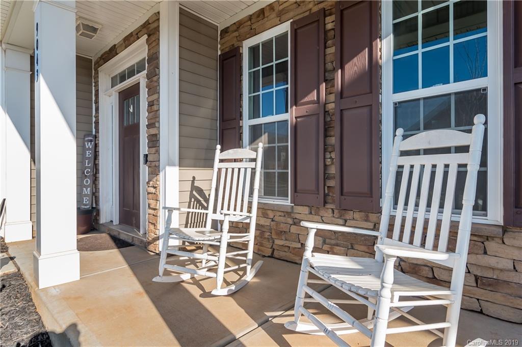 9043 Inverness Bay Road Charlotte, NC 28278 - Photo 3 of 29 Gallery Image 3