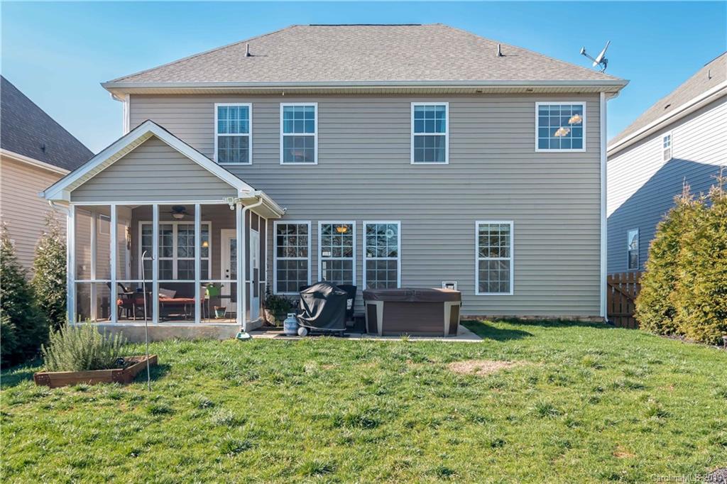 9043 Inverness Bay Road Charlotte, NC 28278 - Photo 29 of 29 Gallery Image 29