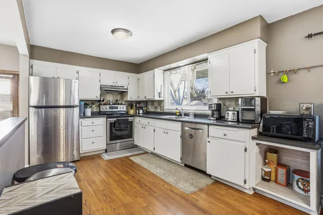 $364,000 | 8206 Hemingway Avenue South, Cottage Grove, MN 55016