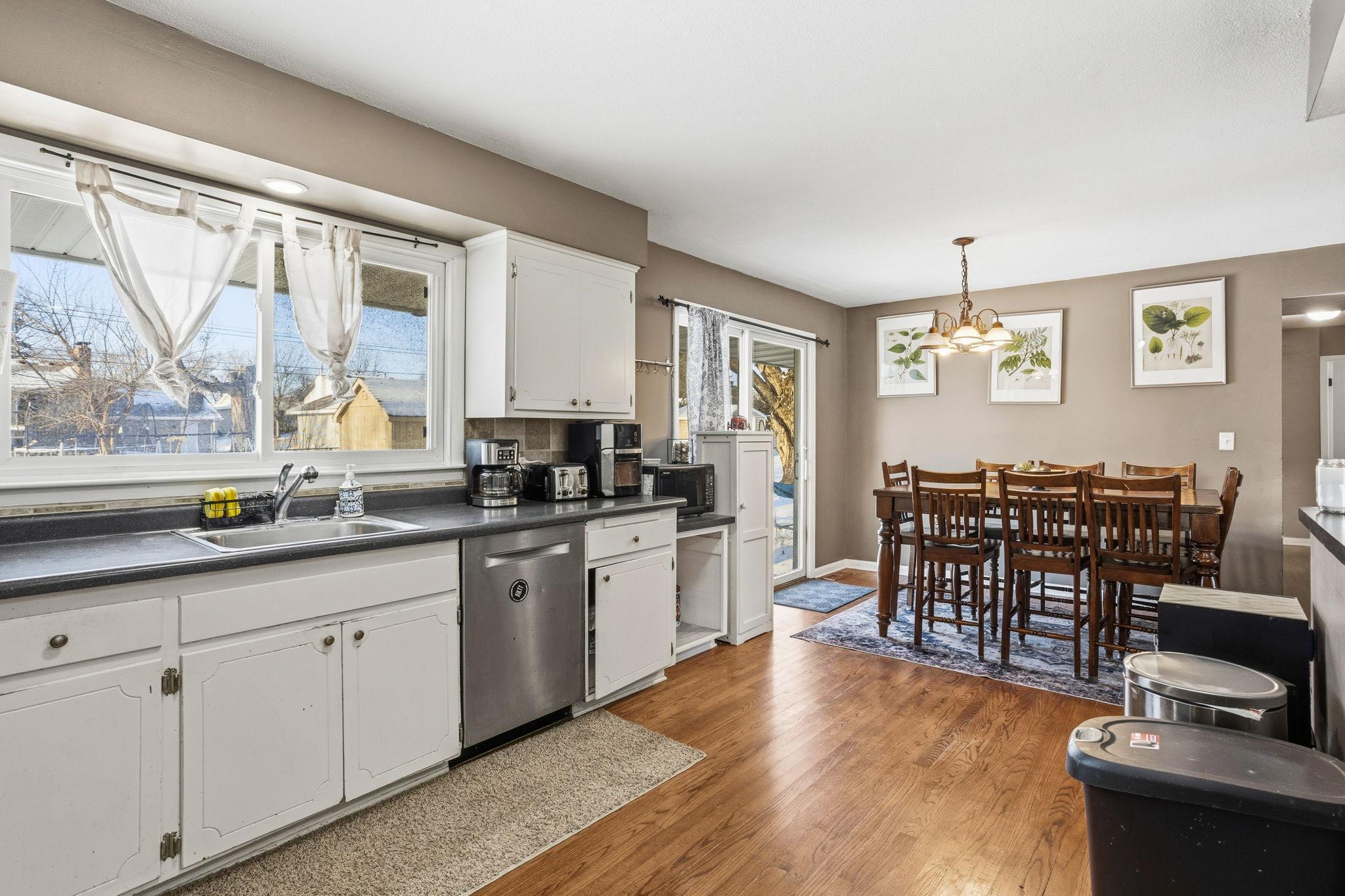 8206 Hemingway Avenue South Cottage Grove, MN 55016 - Photo 7 of 39