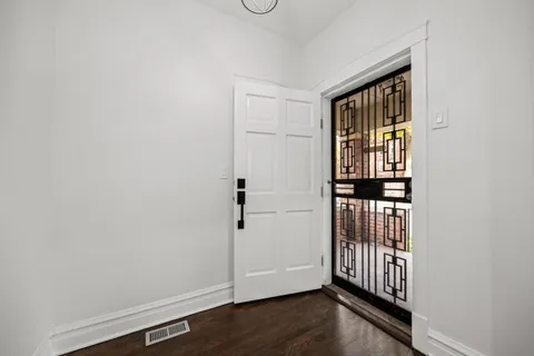 $394,999 | 7832 South Paxton Avenue, Chicago, IL 60649