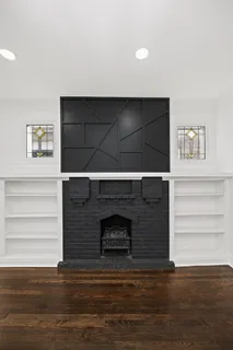 $394,999 | 7832 South Paxton Avenue, Chicago, IL 60649