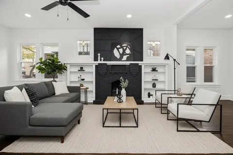 $394,999 | 7832 South Paxton Avenue, Chicago, IL 60649