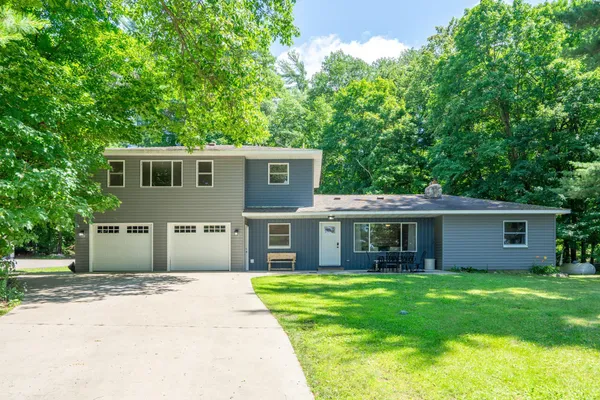 $865,000 | 30784 Cottonwood Road, Cushing, MN 56443