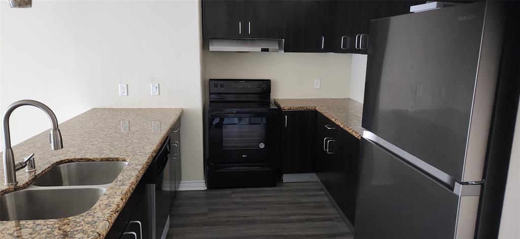 1100 West Trinity Mills Road, Unit 3029 Carrollton, TX 75006 - Photo 13 of 19 Kitchen
