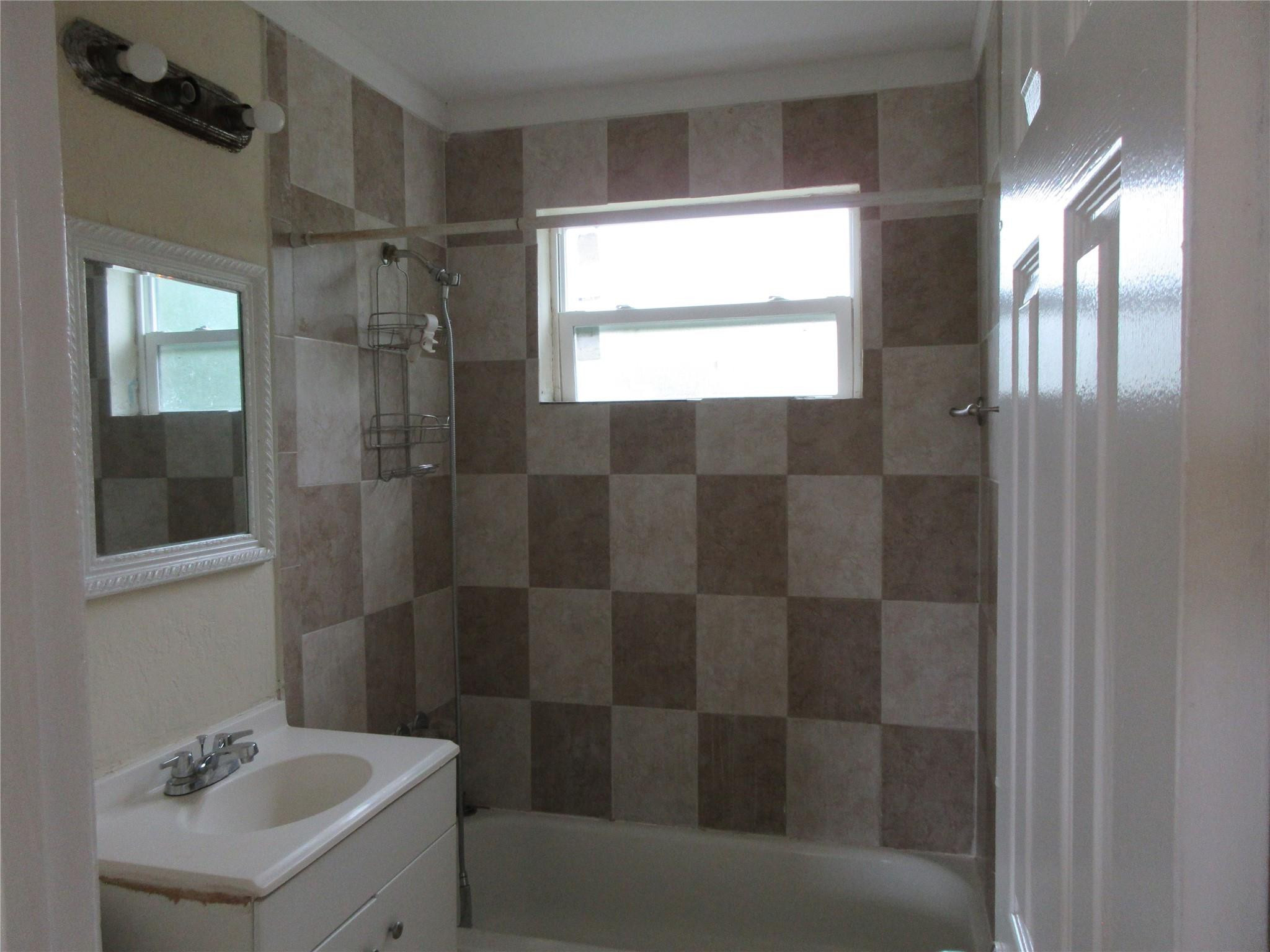 1548 West 10th Street Riviera Beach, FL 33404 - Photo 14 of 17 Photo 14