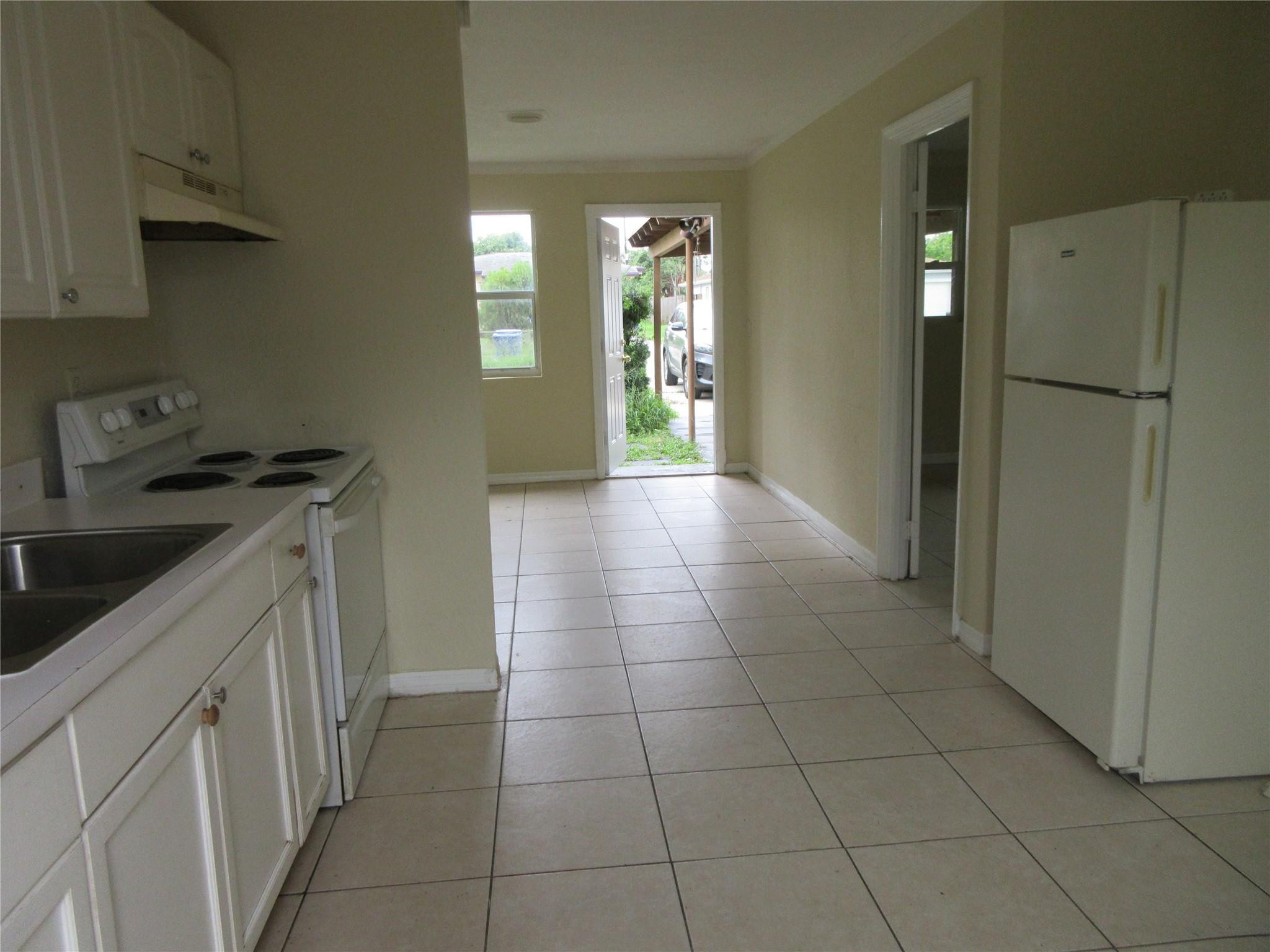 1548 West 10th Street Riviera Beach, FL 33404 - Photo 16 of 17 Photo 16